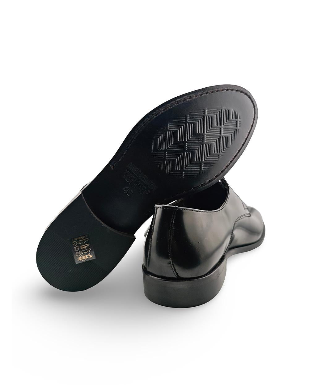 DANIELE ALESSANDRINI Scarpe DANIELE ALESSANDRINI uomo DUF0001 Nere derby pelle punta arrotondata lacci sottili DUF0001 9000