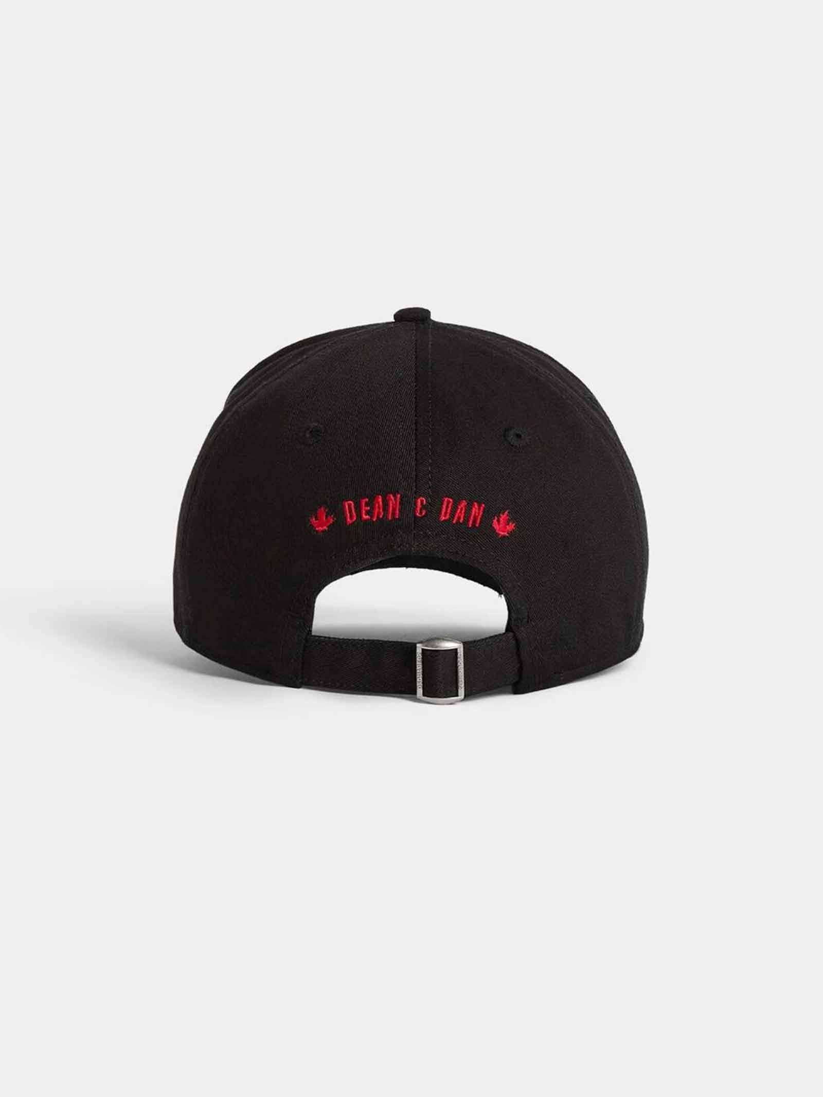 DSQUARED2 Cappello Dsquared2 uomo BCM081705C000012124 nero logo horror BCM081705C000012 124 