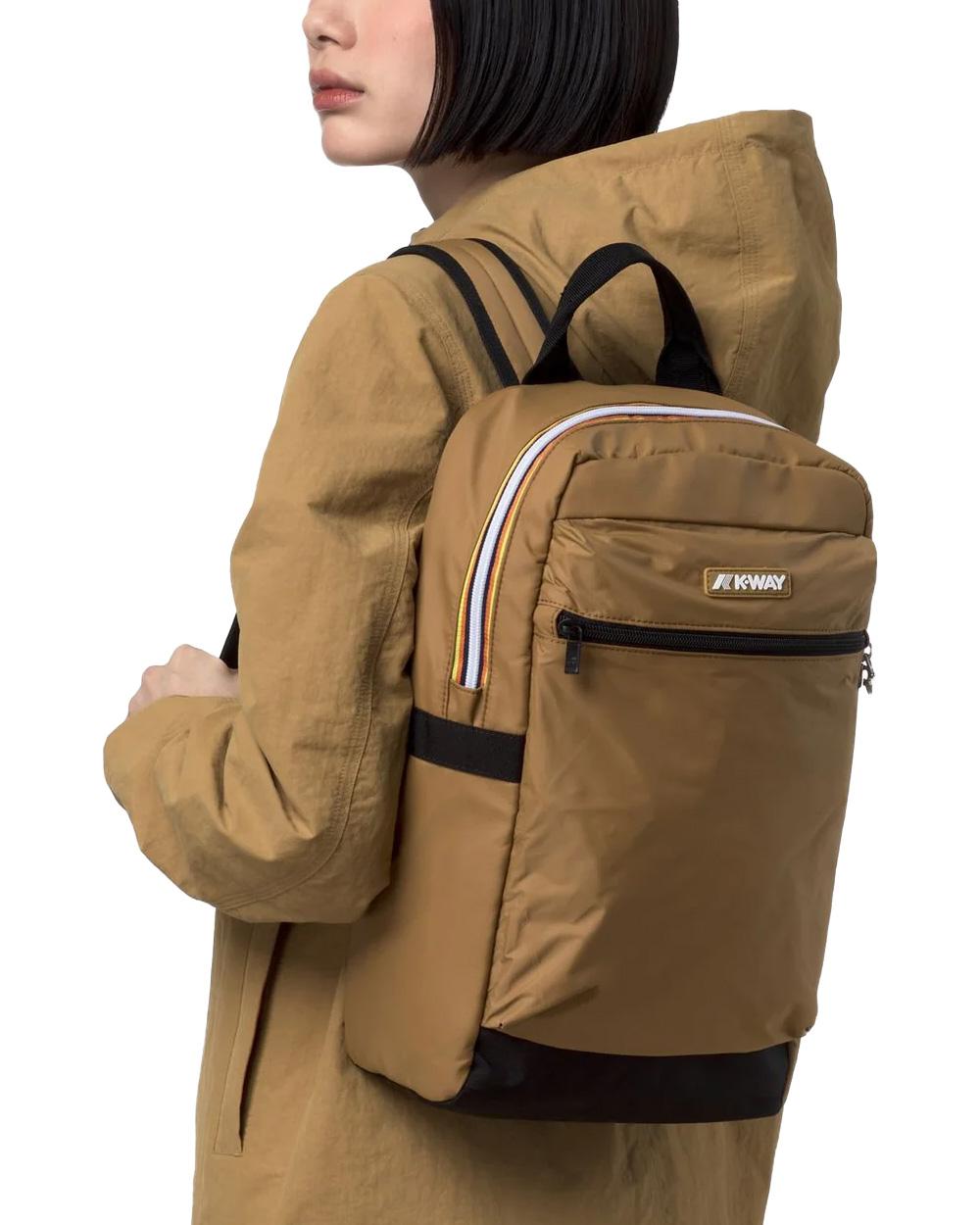 K-WAY Zaino K-WAY unisex K8148CW MID LAON Marrone idroreppellente spallacci tasca logo K8148CW V04 