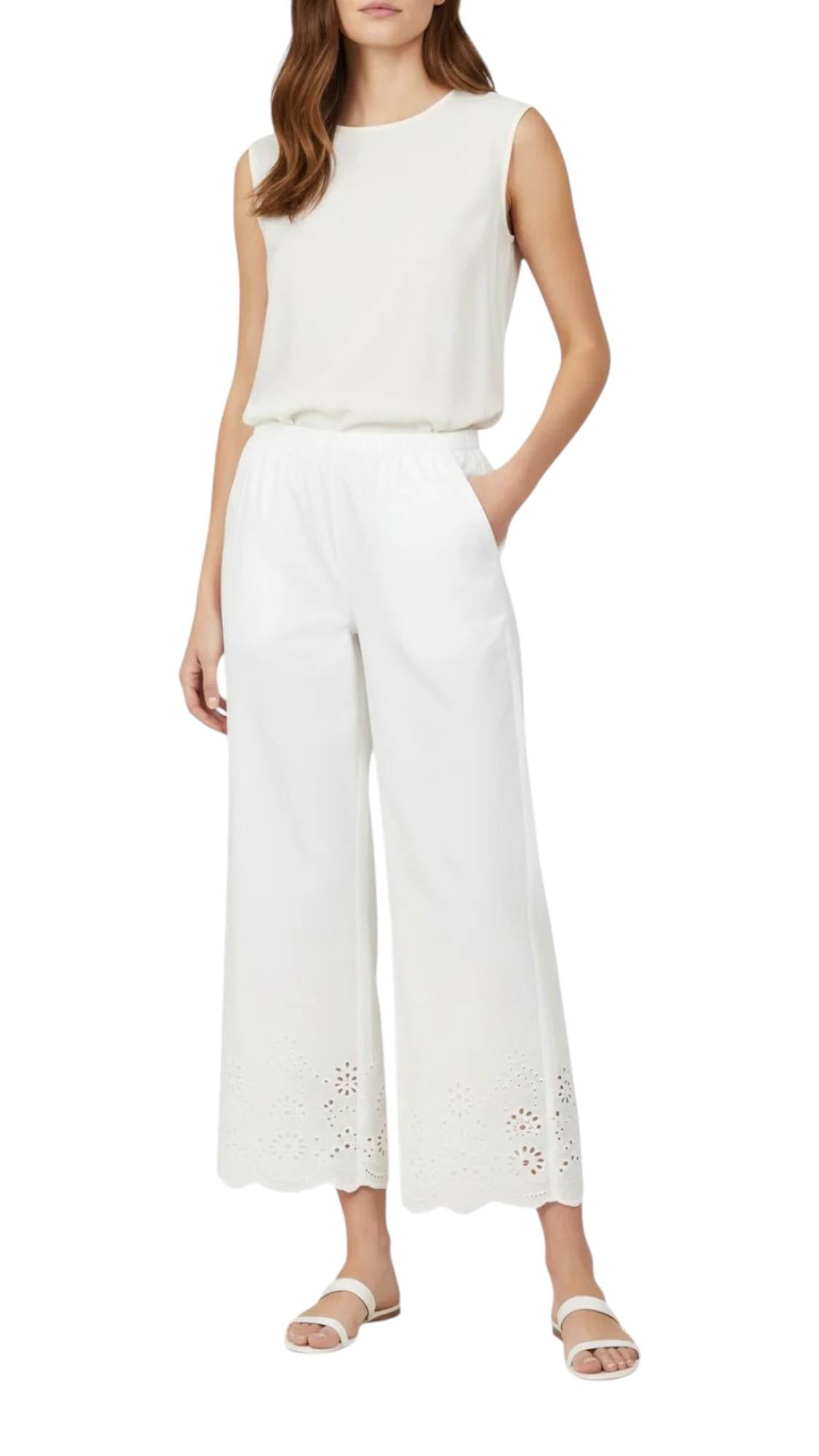 MC2 SAINT BARTH Bermuda MC2 SAINT BARTH donna IEN0002 01315L 01 Inez in pizzo Sangallo Morris Flower Embry Bianco<BR/> IEN000201315L 01 