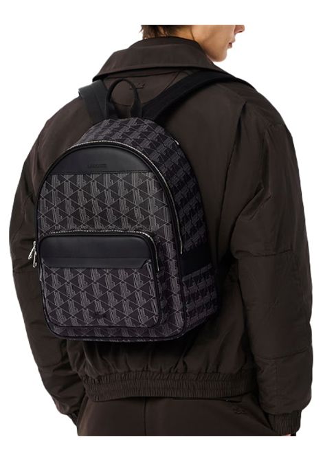 Zaino Lacoste uomo Monogram Noir Gris NH3649LX Nero tasca anteriore con zip due tasche di rete chiusura con zip manici spallacci LACOSTE | Zaini | NH3649LXH45