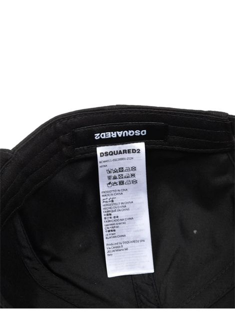 Cappello Dsquared2 uomo BCM401105C000012124 nero patch flag canada DSQUARED2 | Cappelli | BCM401105C000012124