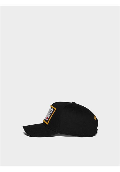 Cappello Dsquared2 uomo BCM068205C00012 nero patch DSQUARED2 | Cappelli | BCM068205C00012